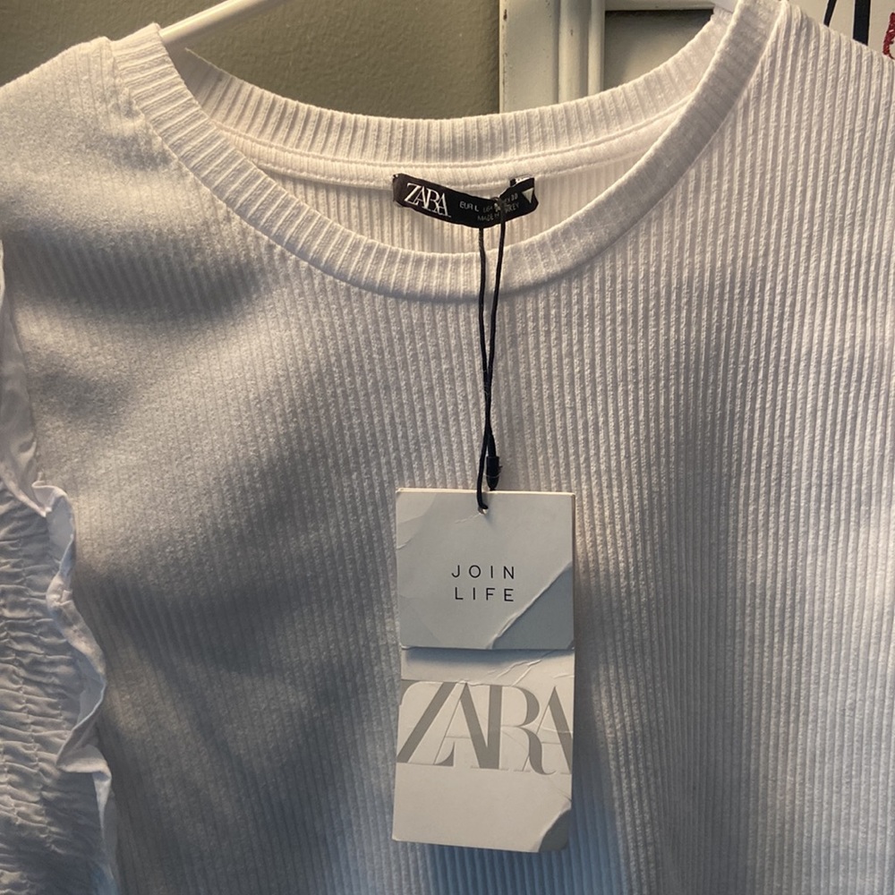 ZARA NWT flouncy sleeve white tshirt top - Picture 2 of 3